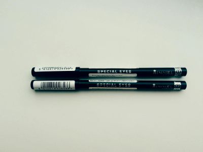 Лот: 7494929. Фото: 1. Контурный карандаш для век Rimmel... Макияж