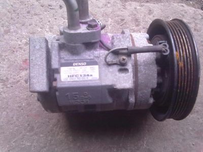 Лот: 4615414. Фото: 1. насос кондиционера toyota. Двигатель и элементы двигателя