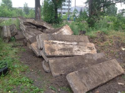Лот: 5795484. Фото: 1. ЖБИ плиты блоки Б/У 43 шт. Цена... ЖБИ