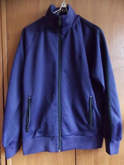 Лот: 3189209. Фото: 1. Толстовка Fred Perry. Свитеры, толстовки, худи