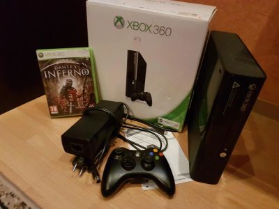 Лот: 4531841. Фото: 1. X box 360Е(прошит)+3 игры. Игровые приставки, консоли