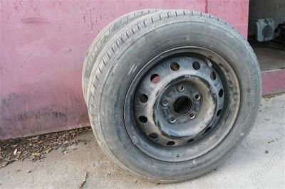 Лот: 2891566. Фото: 1. Шины на штампованных дисках R14. Шины на дисках