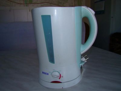 Лот: 7854038. Фото: 1. Чайник Bosch настоящий немец. Чайники, кофемашины, кулеры
