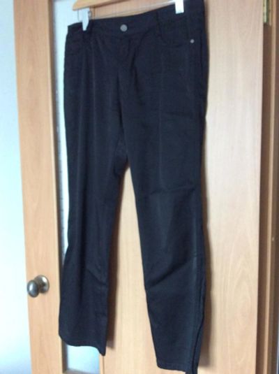 Лот: 9905960. Фото: 1. Брюки 52 размер Emilio Pucci. Брюки, шорты
