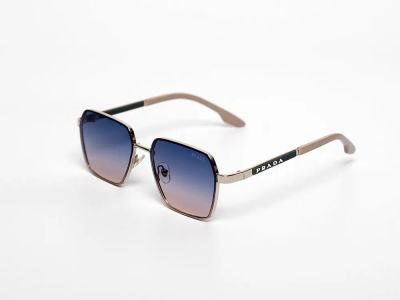 Лот: 21764888. Фото: 1. Очки Prada. Очки солнцезащитные