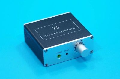 Лот: 8551976. Фото: 1. Усилитель для наушников, USB DAC... Звуковые карты