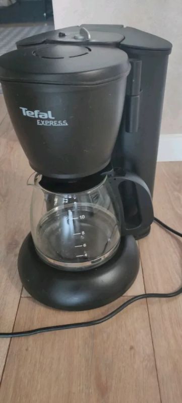 Лот: 19530985. Фото: 1. Кофеварка Tefal Express CM 4105. Чайники, кофемашины, кулеры