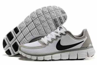 Лот: 3162270. Фото: 1. Кроссовки Nike 5.0. Кеды, кроссовки, слипоны