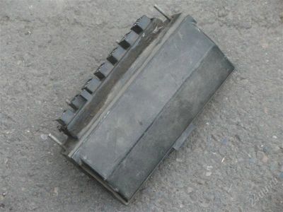 Лот: 1100061. Фото: 1. Блок предохранителей ВАЗ 2107. Электрооборудование