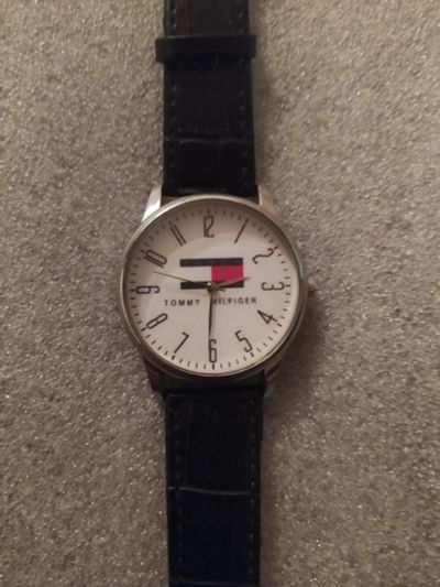 Лот: 25049057. Фото: 1. Часы Tommy Hilfiger, Новые. Оригинальные наручные часы