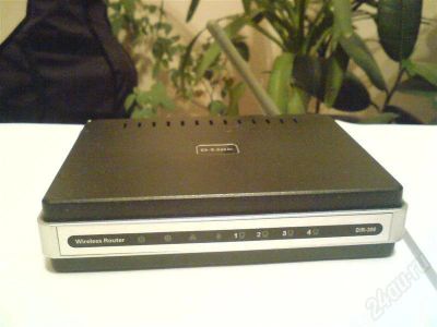 Лот: 251930. Фото: 1. WiFi маршрутизатор D-Link DIR-300... WiFi, Bluetooth адаптеры