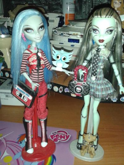 Лот: 6676841. Фото: 1. Monster High Обе куклы за 1400р... Куклы и аксессуары