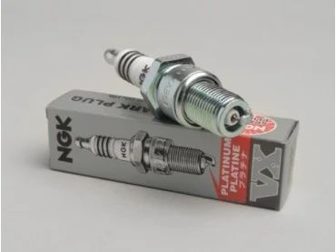 Лот: 3349981. Фото: 1. Свеча зажигания "платиновая" NGK... Запчасти