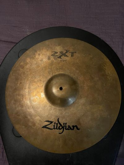 Лот: 23493358. Фото: 1. Zildjian 18" ZXT Rock Crash. Ударные