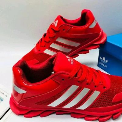 Лот: 11834496. Фото: 1. Кроссовки мужские Adidas. Кеды, кроссовки, слипоны