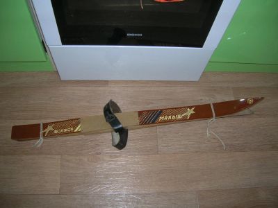 Лот: 10962456. Фото: 1. Детские деревянные лыжи. Лыжи