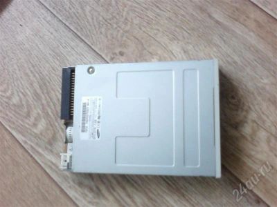 Лот: 514330. Фото: 1. флопик. Приводы CD, DVD, BR, FDD