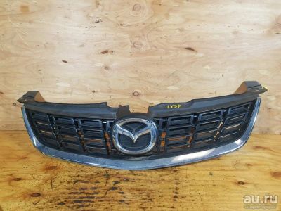 Лот: 18536895. Фото: 1. Решетка радиатора Mazda Mpv LY3P... Кузов