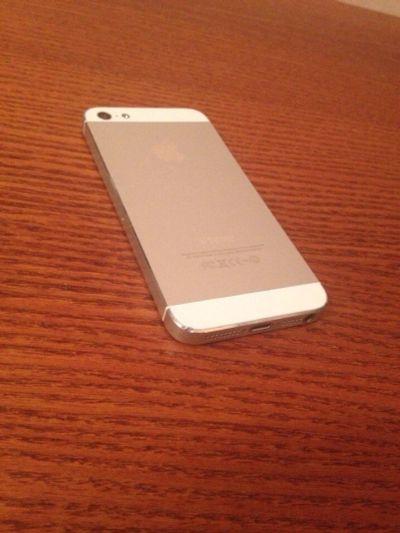 Лот: 6809565. Фото: 1. iPhone 5 16GB. Смартфоны