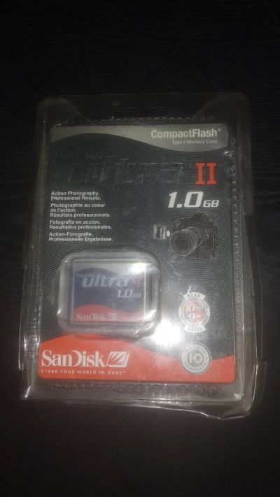 Лот: 17040999. Фото: 1. SanDisk 1gb карта памяти. Карты памяти