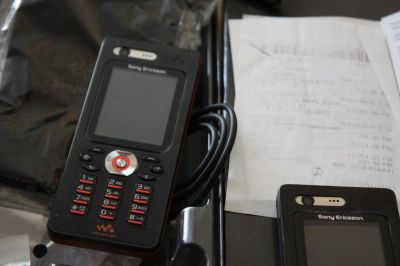 Лот: 4582871. Фото: 1. Мобильный телефон SonyEricsson... Кнопочные мобильные телефоны