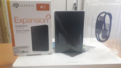 Лот: 13328669. Фото: 1. HDD Seagate Expansion 4ТБ. Внешние жесткие диски