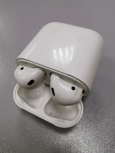 Лот: 19408557. Фото: 1. Наушники Apple AirPods 2 оригинал. Наушники, гарнитуры