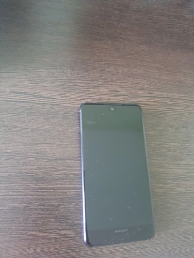Лот: 11893718. Фото: 1. SHARP AQUOS S2 6/128GB Black. Смартфоны