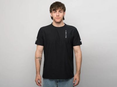 Лот: 24973780. Фото: 1. Футболка Helly Hansen. Футболки, поло