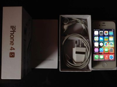 Лот: 4053164. Фото: 1. Продам iphone 4s 64GB. Смартфоны