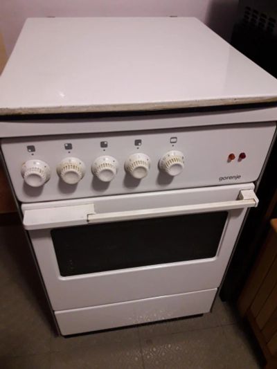 Лот: 10837644. Фото: 1. электрическая плита Gorenje 60... Плиты, духовые шкафы, варочные поверхности