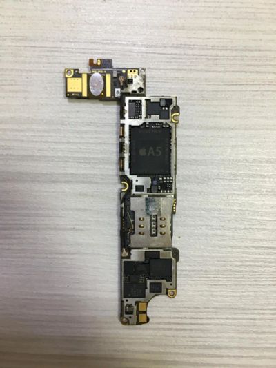 Лот: 11747195. Фото: 1. Системная плата iPhone 4S (состояние... Микросхемы и платы