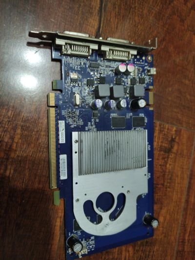 Лот: 20422846. Фото: 1. Видеокарта geforce 9800gt 1gb. Видеокарты