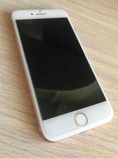 Лот: 15496299. Фото: 1. iPhone 7/32 розовый. Смартфоны
