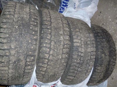 Лот: 1735328. Фото: 1. продам Зимнюю резину pirelli на... Шины
