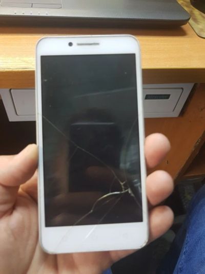 Лот: 12532450. Фото: 1. Телефон Lenovo a2020a40 (16255... Смартфоны