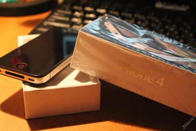 Лот: 4098368. Фото: 1. 1 день торгов! Apple Iphone 4... Смартфоны