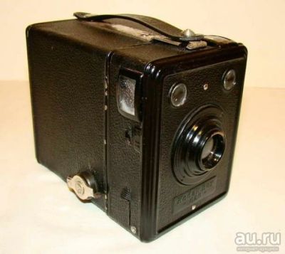 Лот: 11192830. Фото: 1. Фотоаппарат старинный KODAK BOX... Другое (антиквариат)