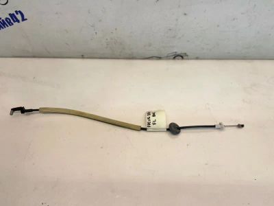 Лот: 22460153. Фото: 1. тросик замка двери Ford Focus... Другое (автозапчасти)