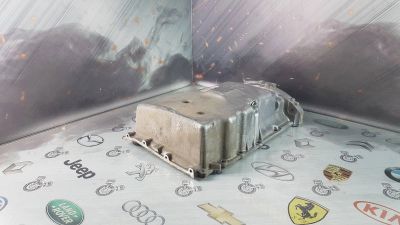 Лот: 23584589. Фото: 1. Поддон Mazda CX-7 L3-VDT L3K9-10-400H. Двигатель и элементы двигателя