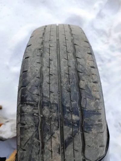 Лот: 25606611. Фото: 1. Шины lt 155/80 r14 Toyota probox. Шины