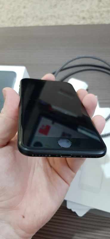 Лот: 15401499. Фото: 1. IPhone 7. Чехлы, бамперы
