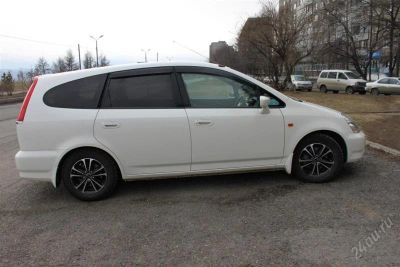 Лот: 1694395. Фото: 1. Продам Honda Stream 2002г. Автомобили