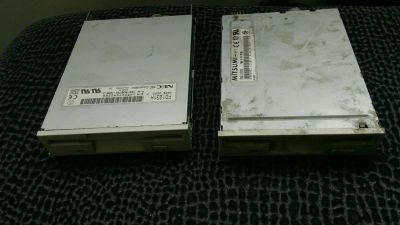 Лот: 13924151. Фото: 1. 2 привода 3.5 дискет. Приводы CD, DVD, BR, FDD