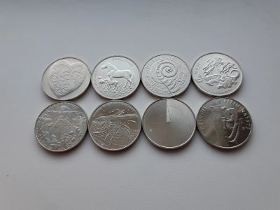 Лот: 15313589. Фото: 1. Литва 1,5 евро полный набор из... Наборы монет