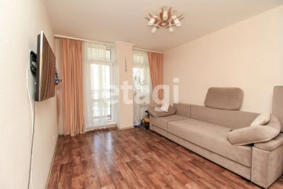 Лот: 25290362. Фото: 1. 3-комн. квартира , Красноярск... Квартиры, студии