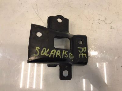 Лот: 21707595. Фото: 1. кронштейн МКПП Hyundai Solaris... Двигатель и элементы двигателя