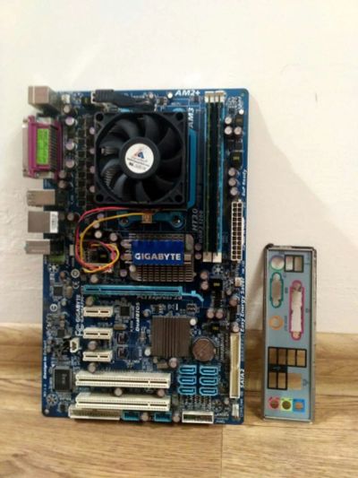 Лот: 14912667. Фото: 1. Комплект процессор phenom II x4... Материнские платы