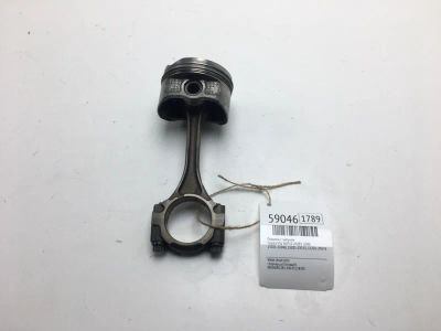 Лот: 20399770. Фото: 1. Поршень с шатуном Toyota Vitz... Двигатель и элементы двигателя