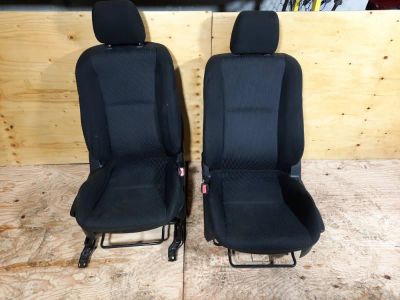 Лот: 18793006. Фото: 1. Сиденье Mazda Axela BL5FP ZYVE... Салон
